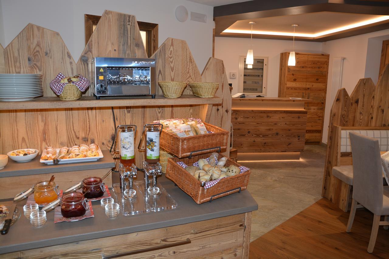 Dolomites B&B - Suites, Apartments And Spa Tesero Exterior foto